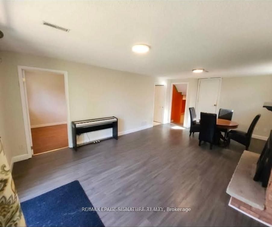 Bsmt-304 Orsi Avenue, Bradford West Gwillimbury, ON, L3Z 1B7 - 2