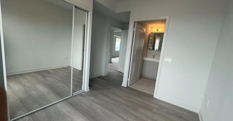 5605-2920 Highway 7 Road, Vaughan, ON, L4K 0P4 - 8
