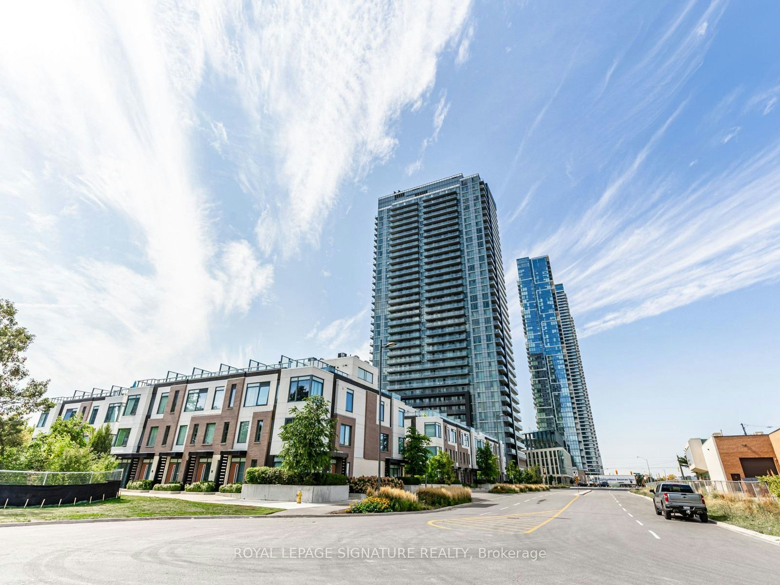 1114-7895 Jane Street, Vaughan, ON, L4K 0K2