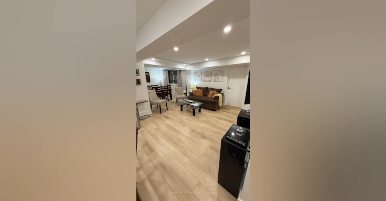 204 Mccaffrey Road, Newmarket, ON, L3X 1J9 - 13