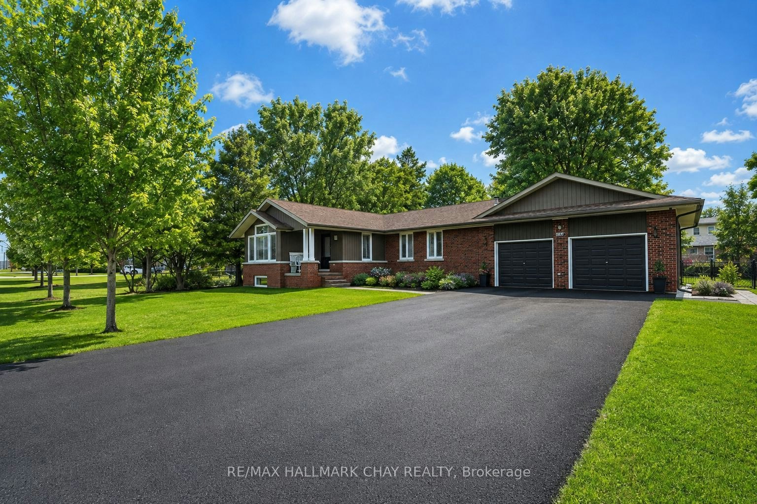 1587 Mount Albert Road, East Gwillimbury, ON, L0G 1V0