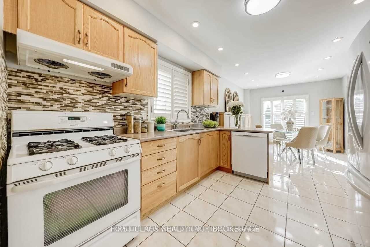 17 Zippora Drive, Richmond Hill, ON, L4S 2M6 - 5