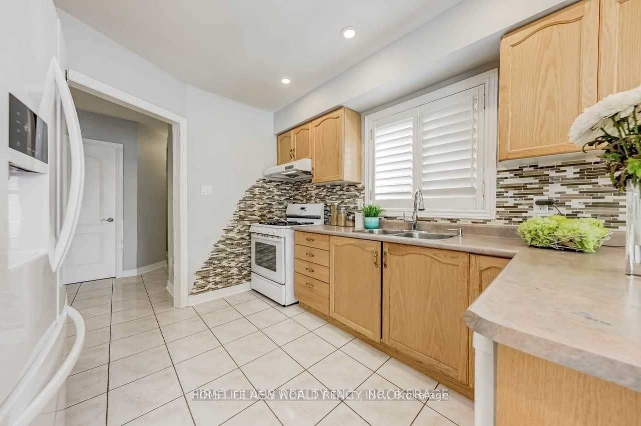 17 Zippora Drive, Richmond Hill, ON, L4S 2M6 - 6