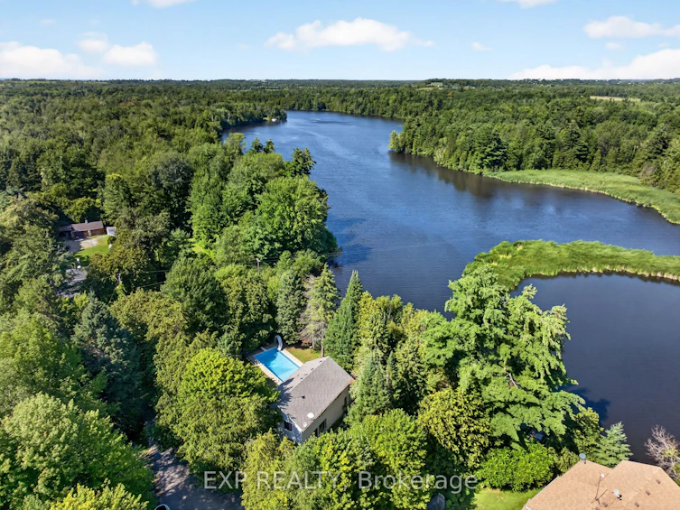 1 Aird Court, Georgina, ON, L0E 1A0 - 2