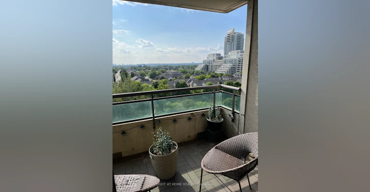 901-330 Red Maple Road W, Richmond Hill, ON, L4C 0T6 - 6