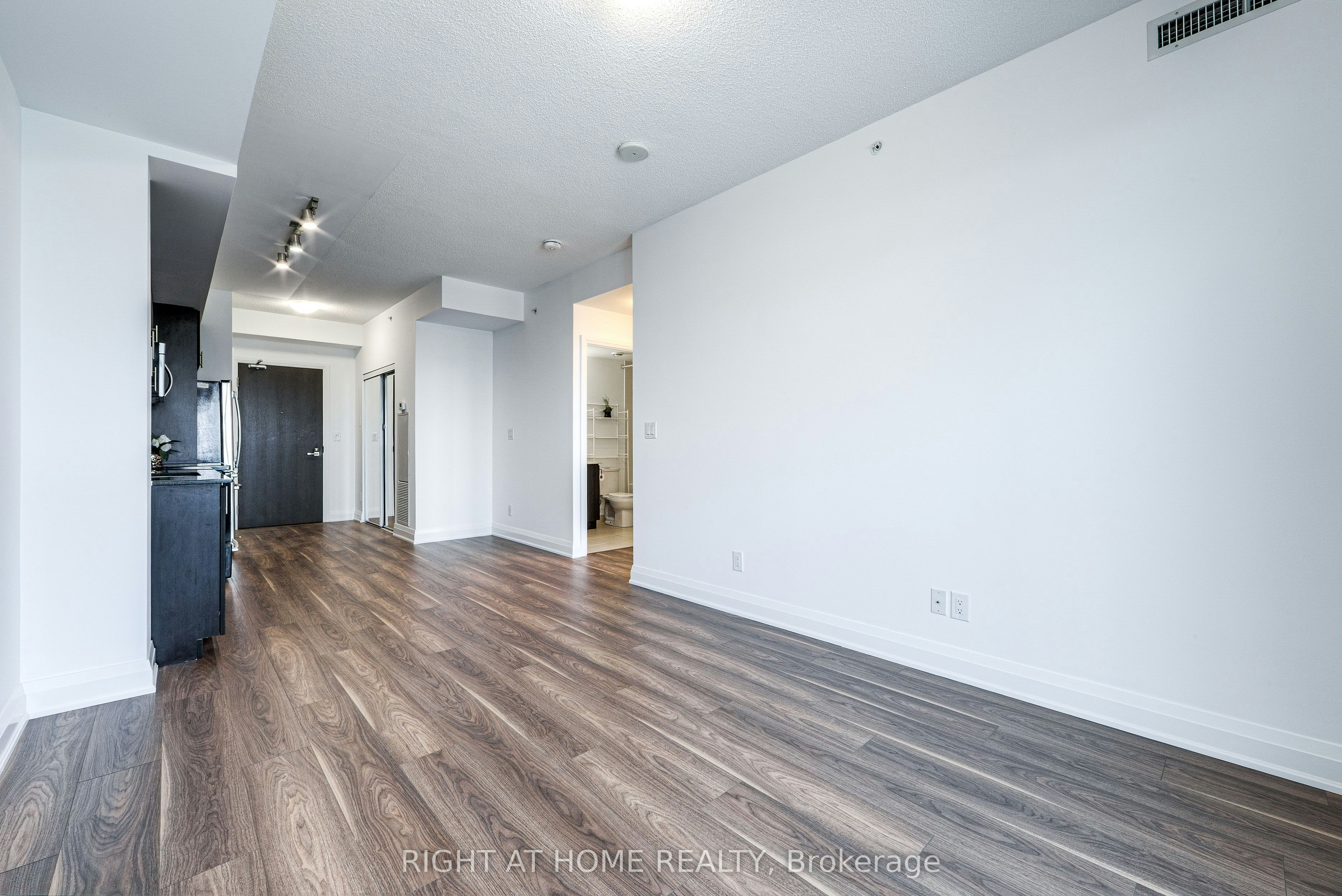 2203-7171 Yonge Street, Vaughan, ON, L3T 0C5 - 9