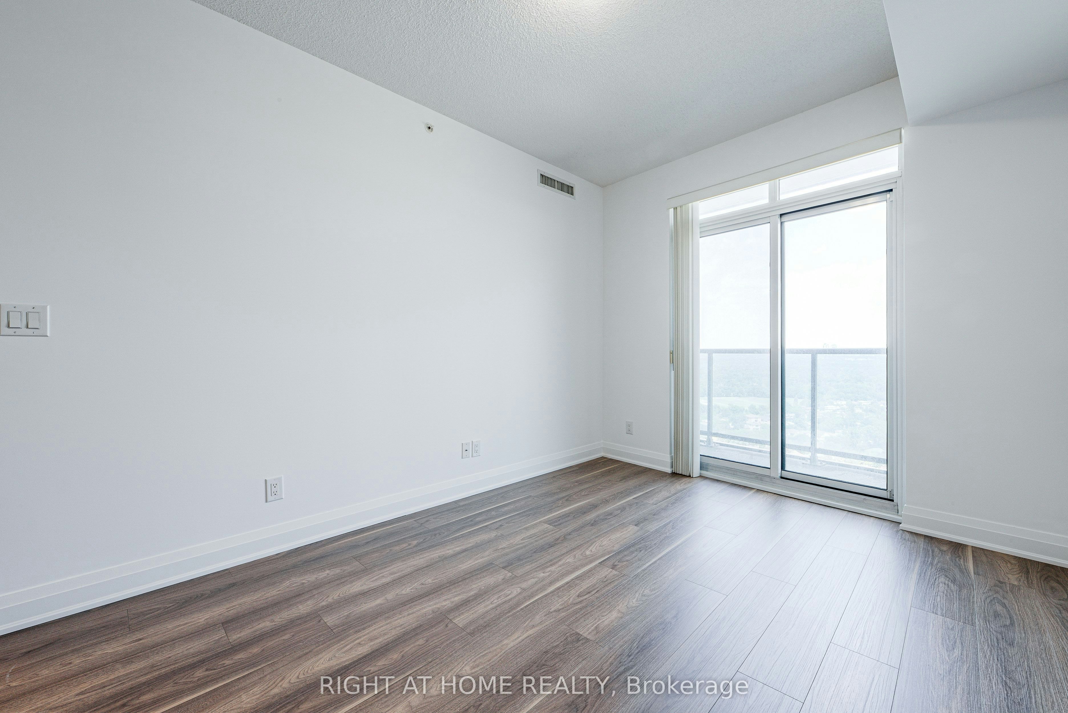 2203-7171 Yonge Street, Vaughan, ON, L3T 0C5 - 8