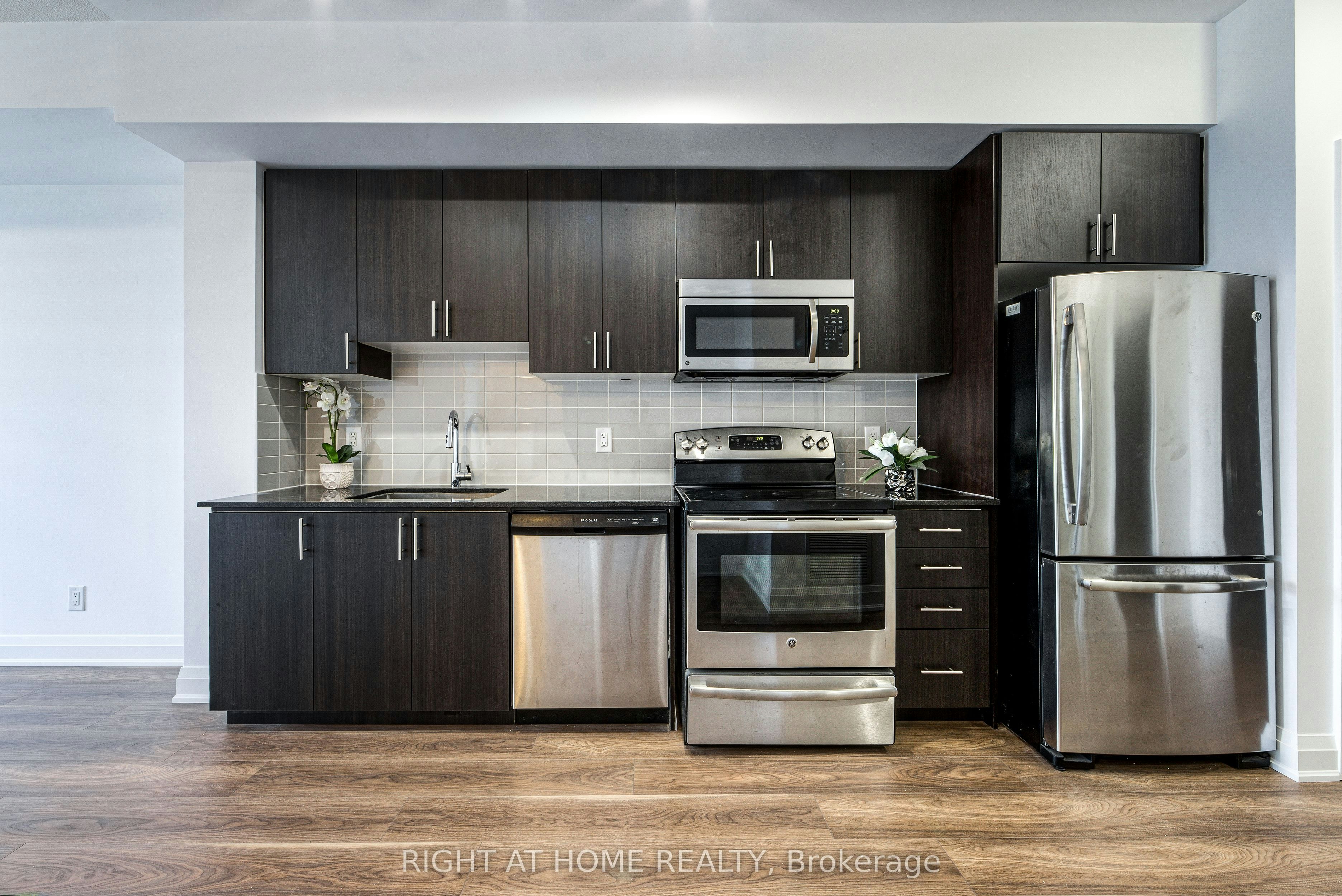 2203-7171 Yonge Street, Vaughan, ON, L3T 0C5 - 5