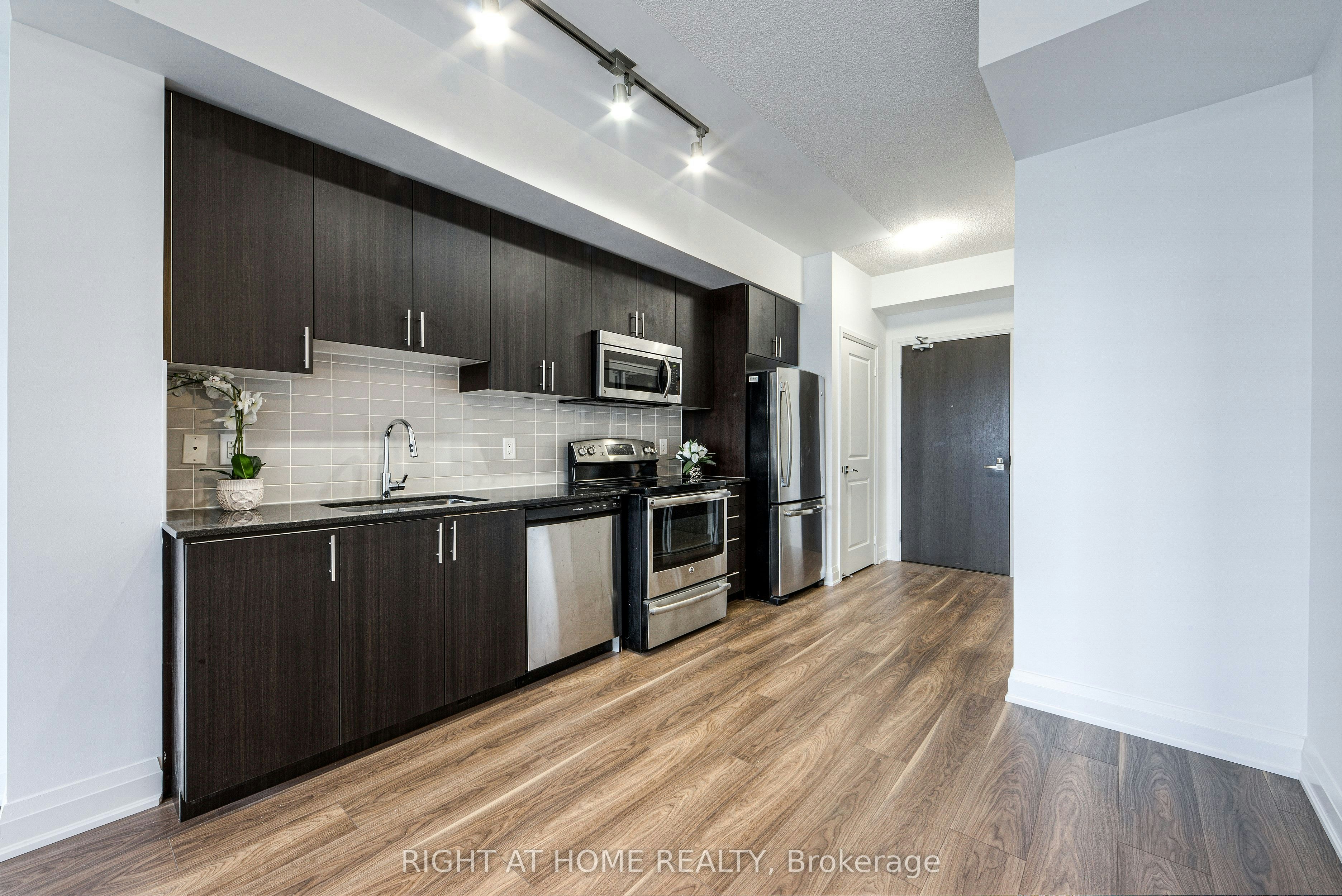 2203-7171 Yonge Street, Vaughan, ON, L3T 0C5 - 6
