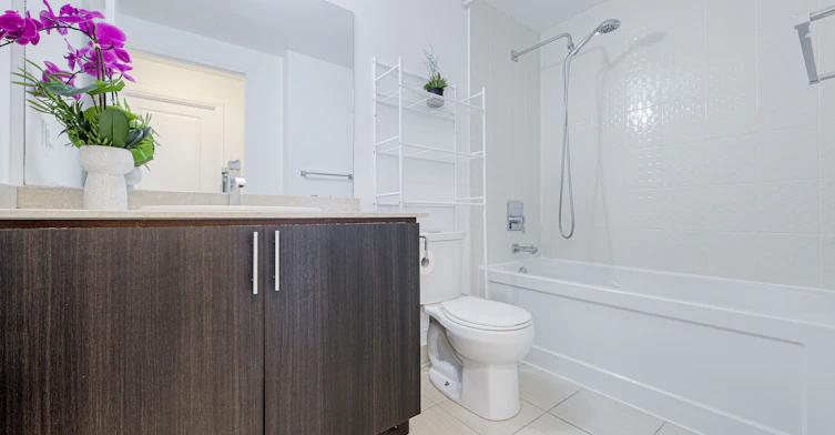2203-7171 Yonge Street, Vaughan, ON, L3T 0C5 - 10