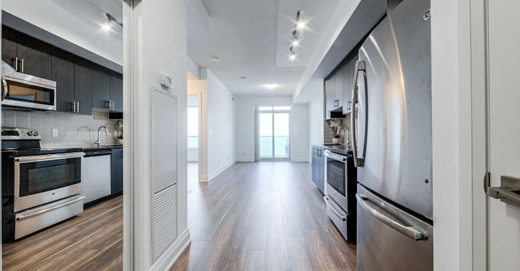 2203-7171 Yonge Street, Vaughan, ON, L3T 0C5 - 3