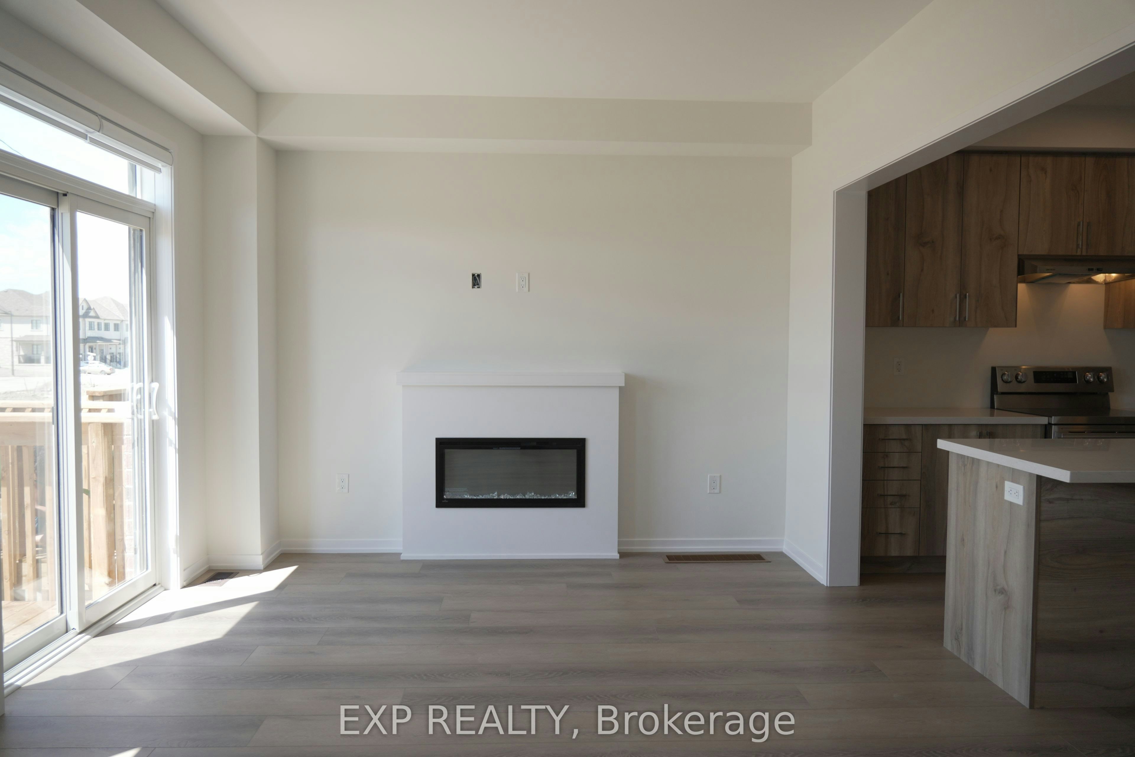 26 Alfred Garvey Gate, Georgina, ON, L4P 0M4 - 5