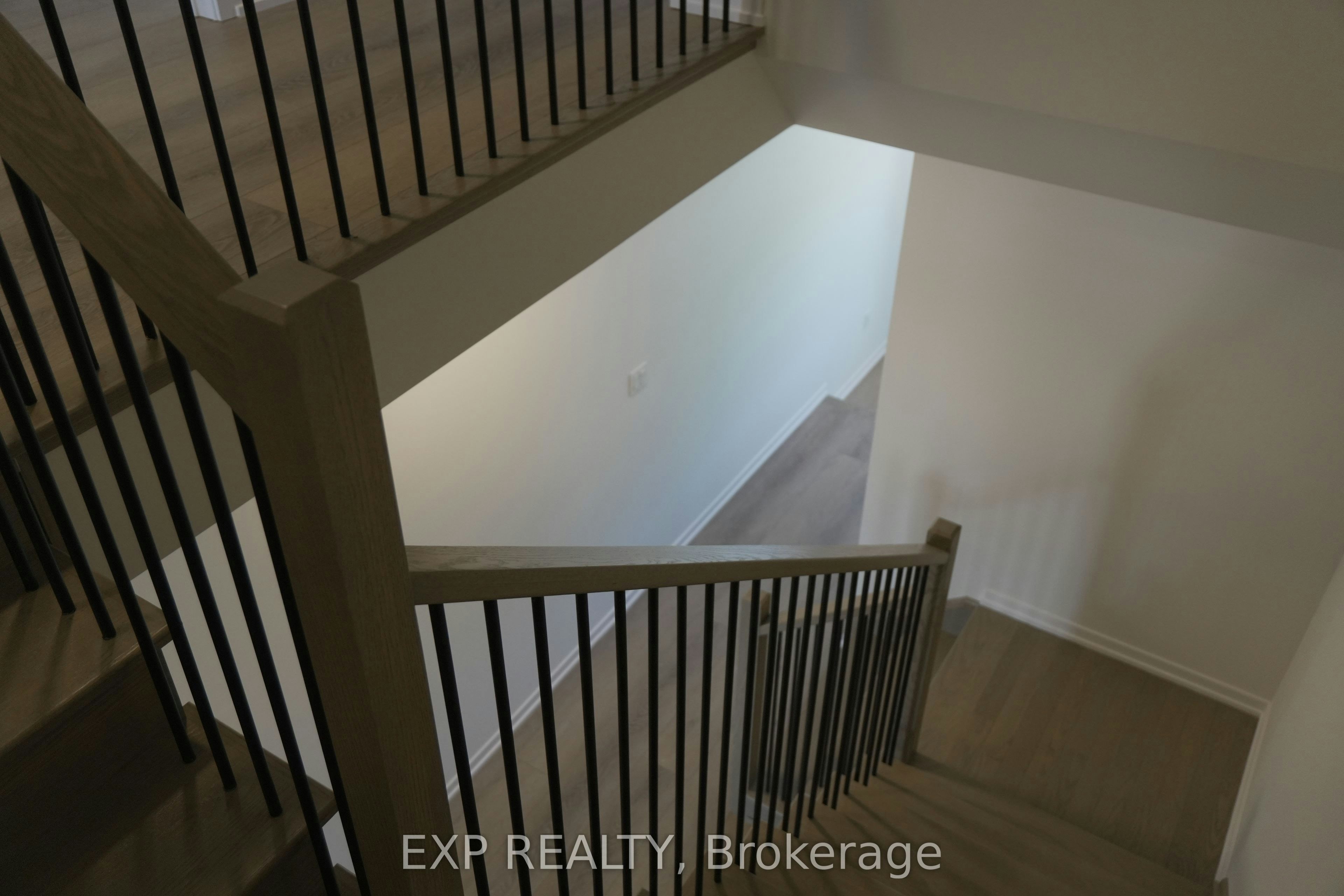 26 Alfred Garvey Gate, Georgina, ON, L4P 0M4 - 11