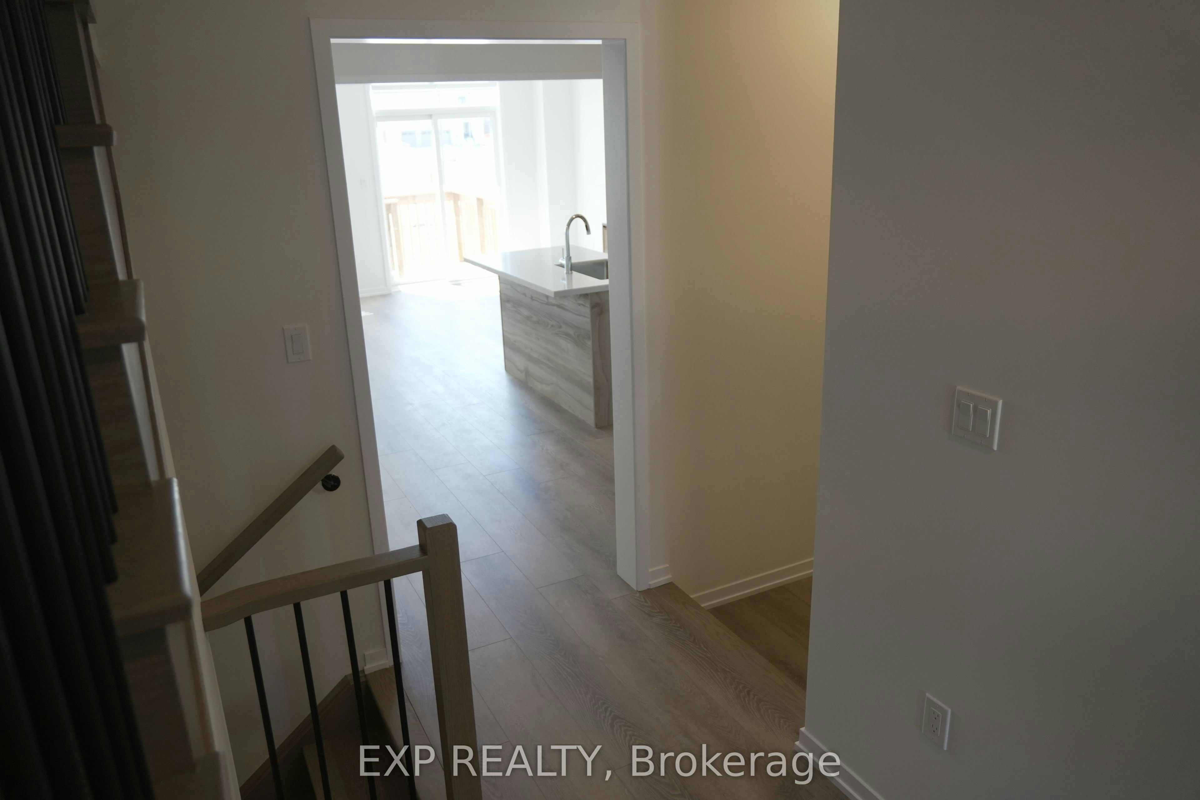 26 Alfred Garvey Gate, Georgina, ON, L4P 0M4 - 9