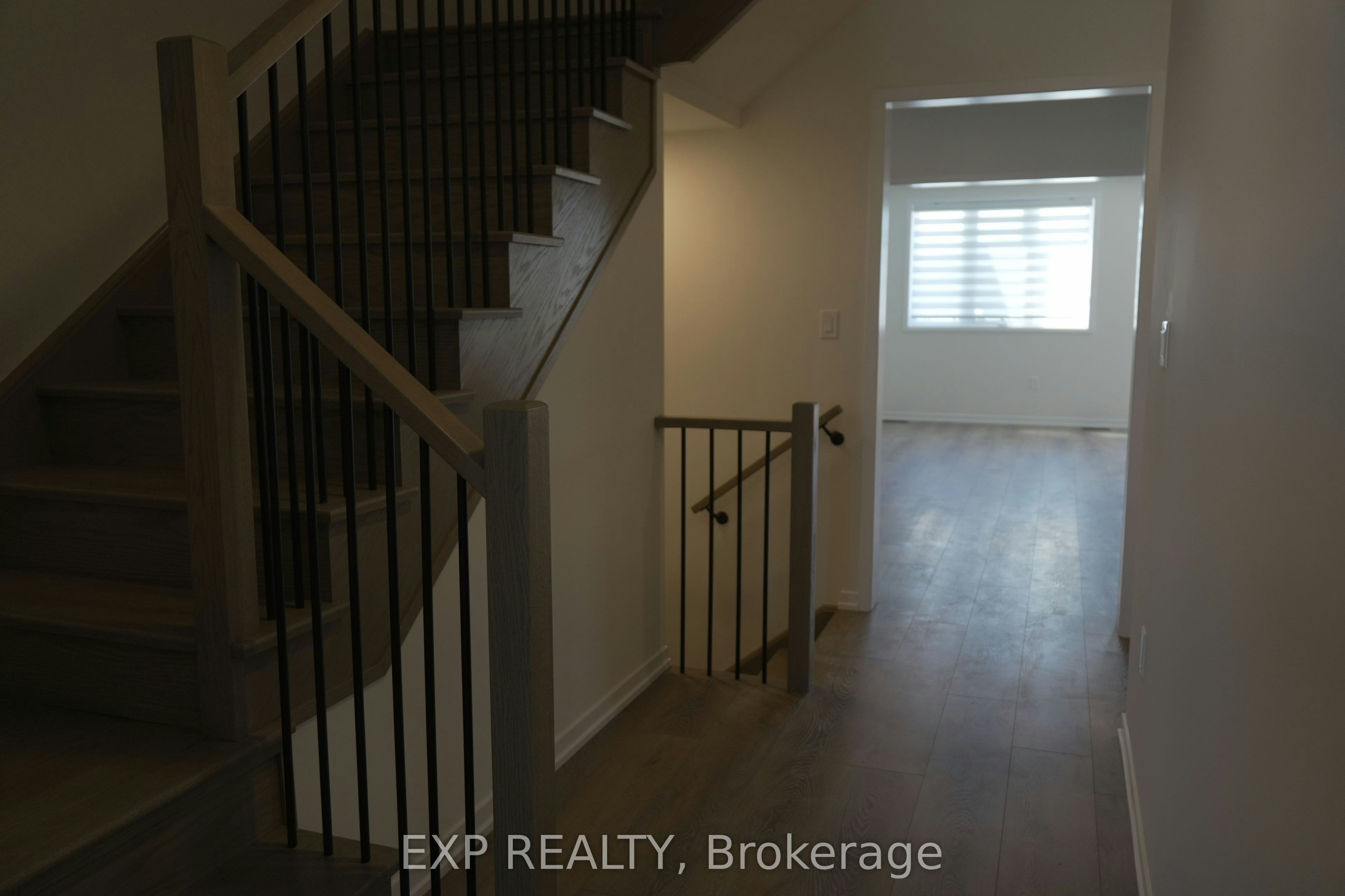 26 Alfred Garvey Gate, Georgina, ON, L4P 0M4 - 10