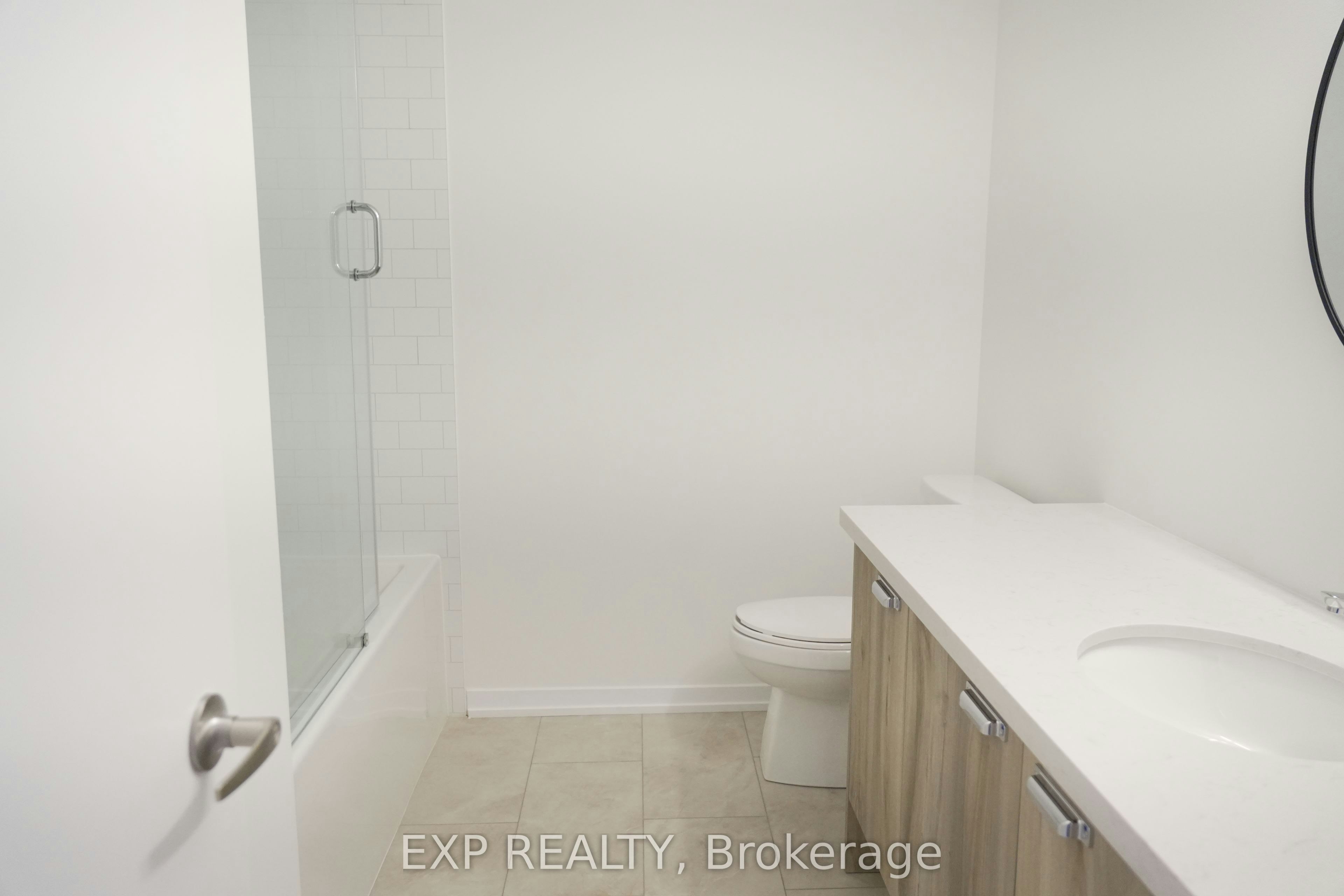 26 Alfred Garvey Gate, Georgina, ON, L4P 0M4 - 18