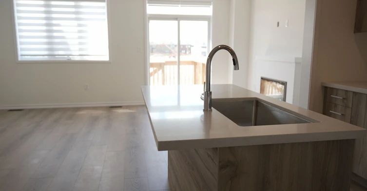 26 Alfred Garvey Gate, Georgina, ON, L4P 0M4 - 4