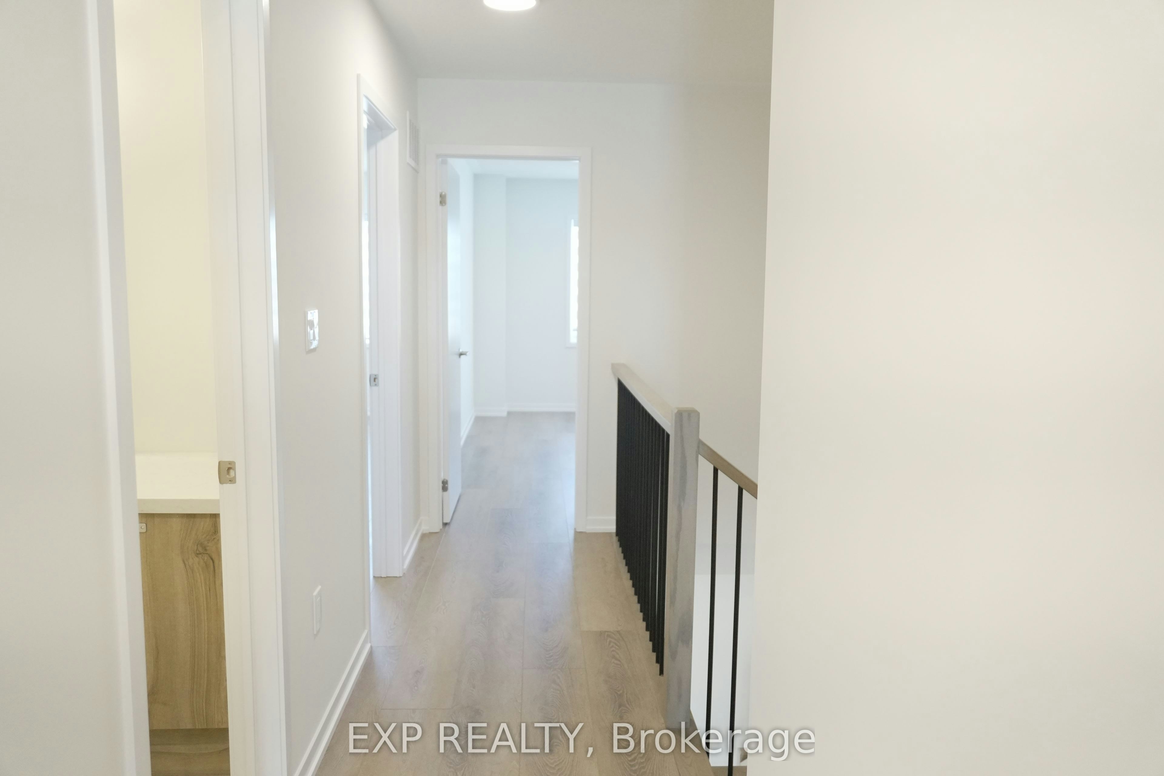 26 Alfred Garvey Gate, Georgina, ON, L4P 0M4 - 16