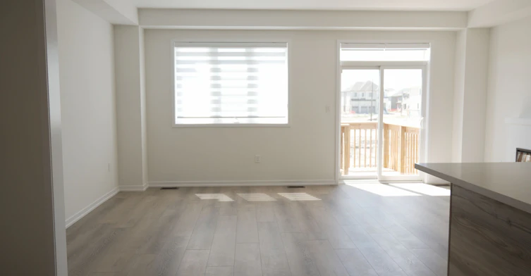 26 Alfred Garvey Gate, Georgina, ON, L4P 0M4 - 6