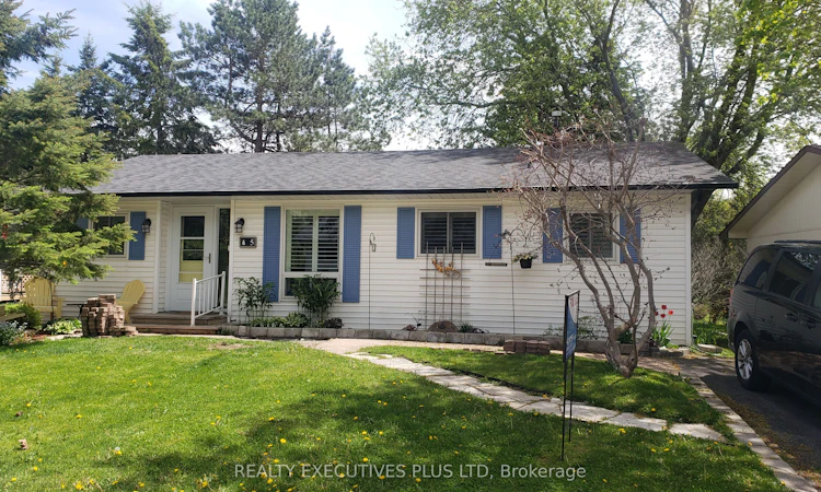 5 Tecumseth Pines Drive