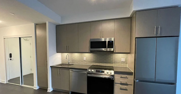1106-95 Oneida Crescent, Richmond Hill, ON, L4B 0H5 - 2