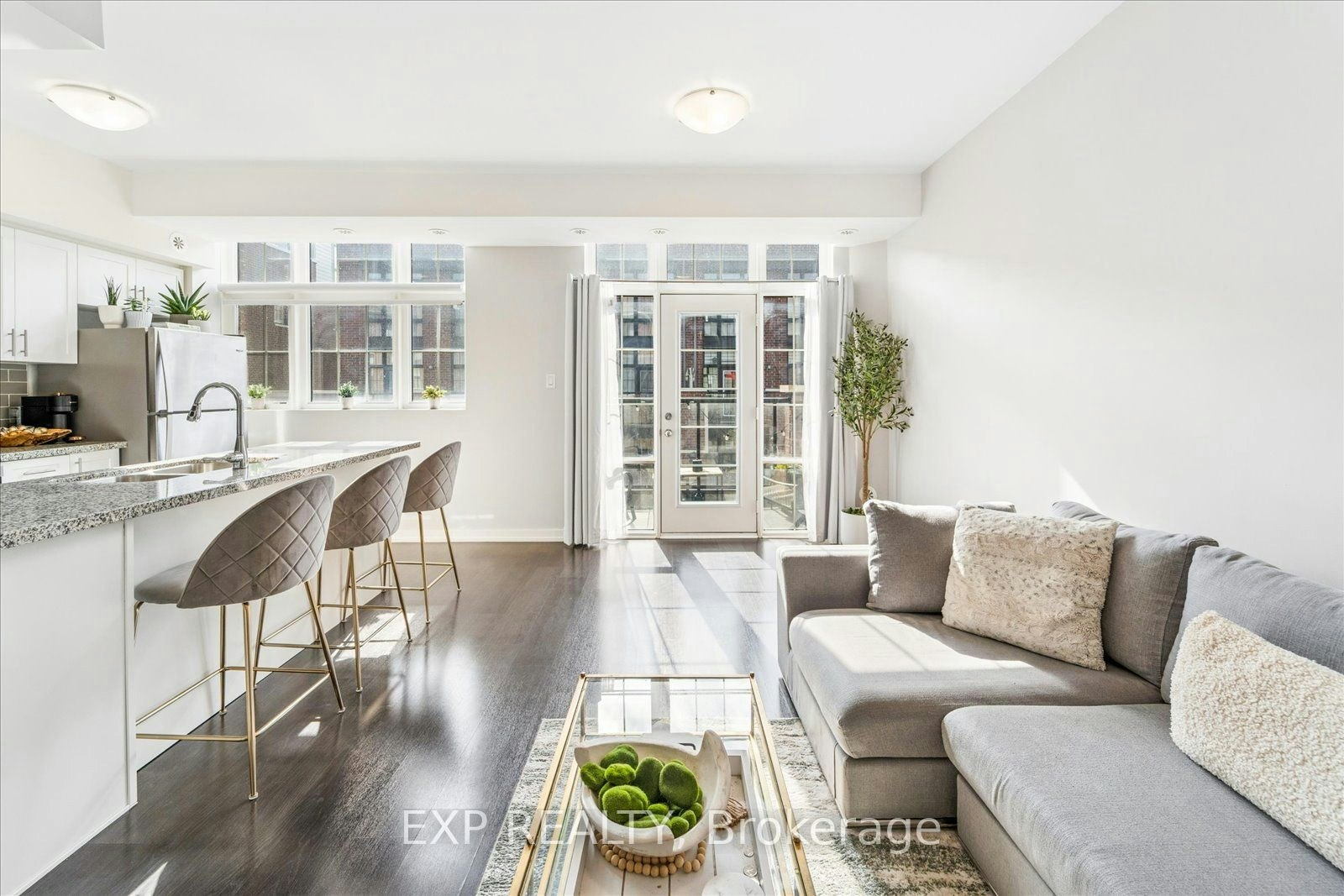322-15 Whitaker Way, Whitchurch-Stouffville, ON, L4A 0W5 - 3
