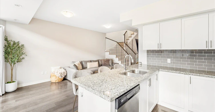 322-15 Whitaker Way, Whitchurch-Stouffville, ON, L4A 0W5 - 6