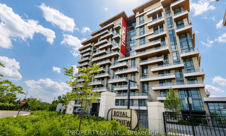 422-399 Royal Orchard Boulevard