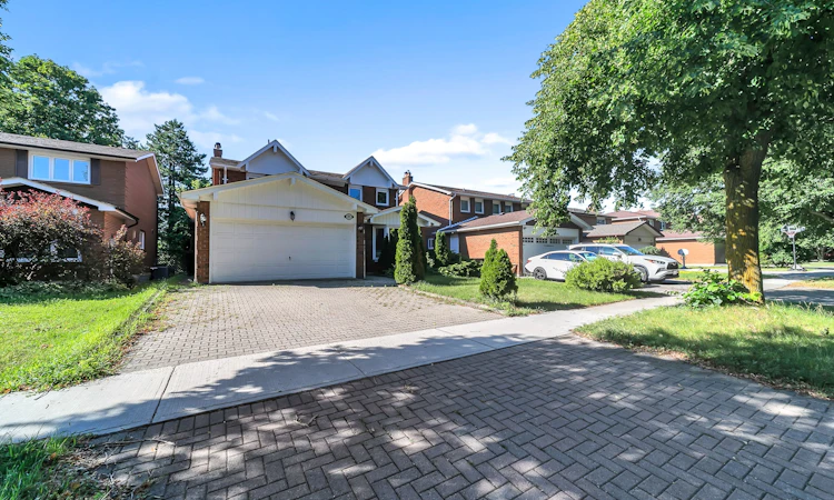 37 Gretman Crescent