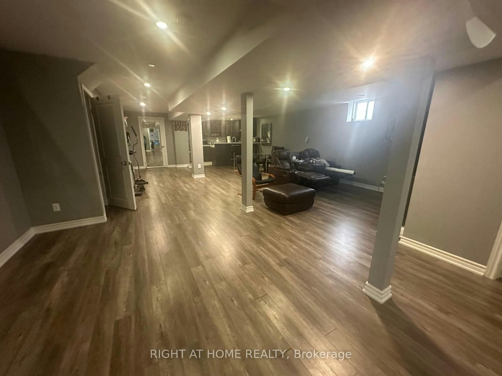 677-677 Mcgregor Farm Trail N, Newmarket, ON, L3X 0H3 - 2