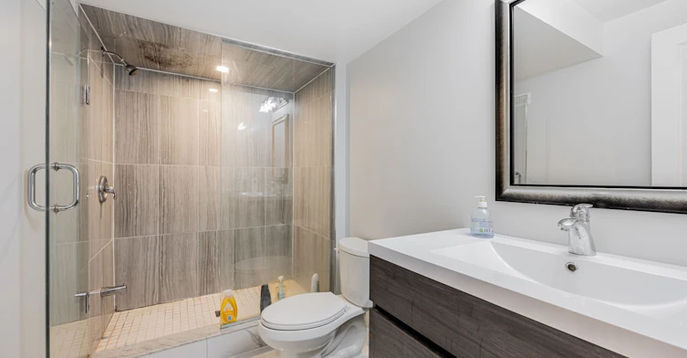7 Calamint Lane, Richmond Hill, ON, L4E 1C3 - 16