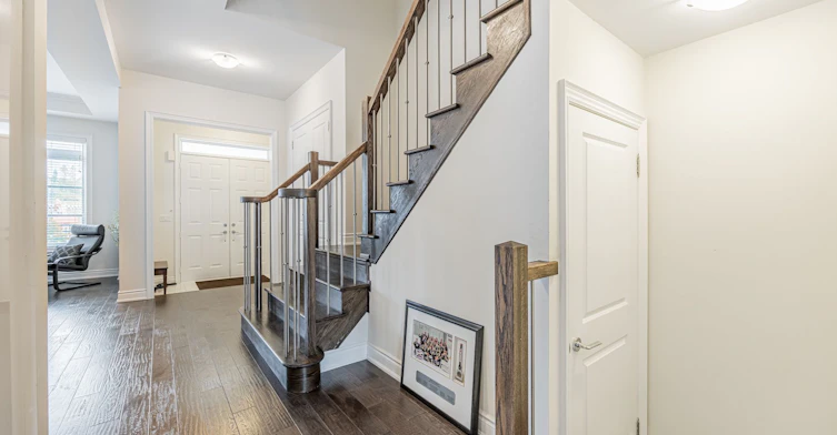 7 Calamint Lane, Richmond Hill, ON, L4E 1C3 - 2