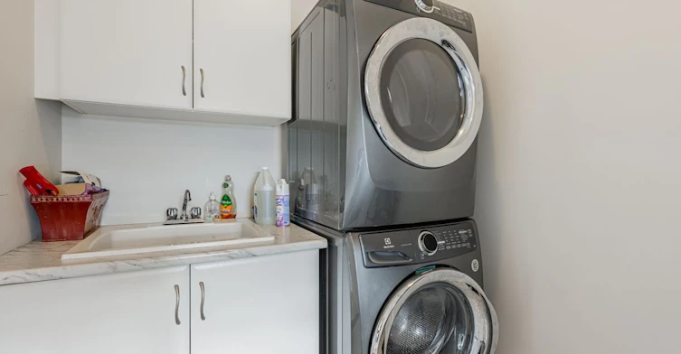 7 Calamint Lane, Richmond Hill, ON, L4E 1C3 - 13