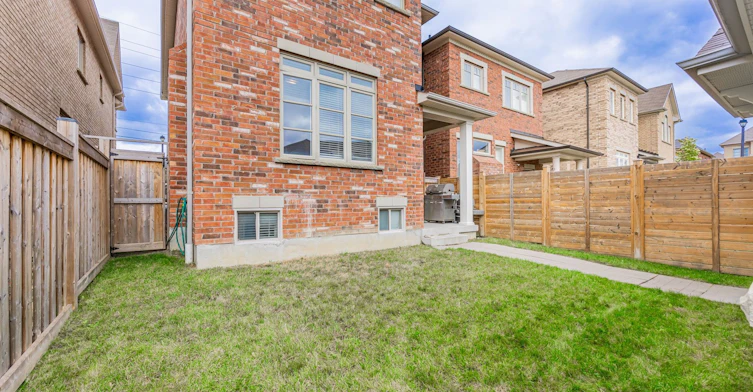 7 Calamint Lane, Richmond Hill, ON, L4E 1C3 - 20