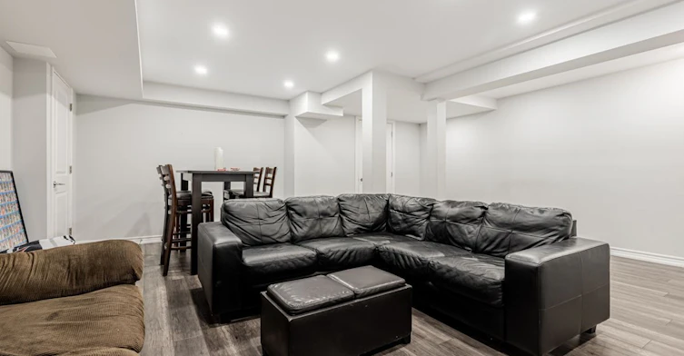 7 Calamint Lane, Richmond Hill, ON, L4E 1C3 - 17
