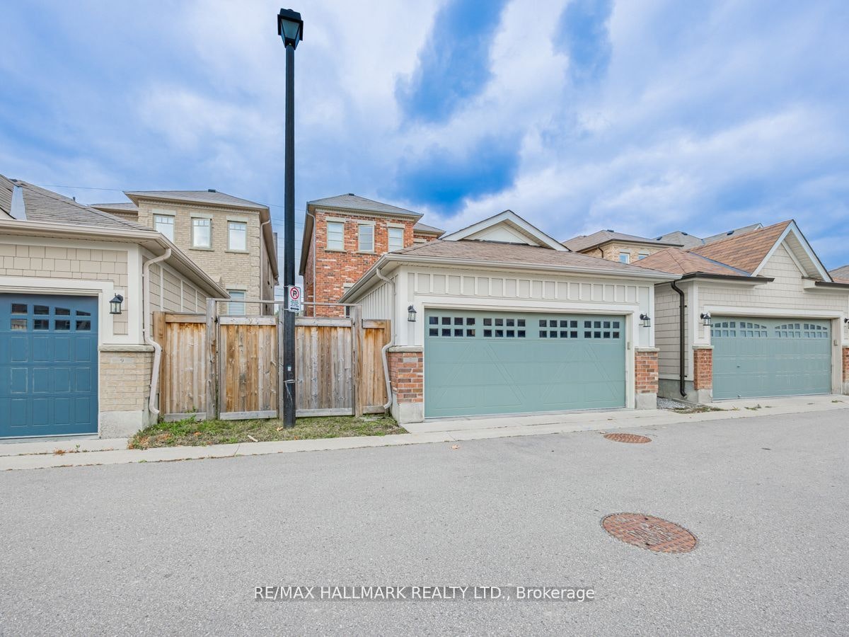 7 Calamint Lane, Richmond Hill, ON, L4E 1C3 - 18