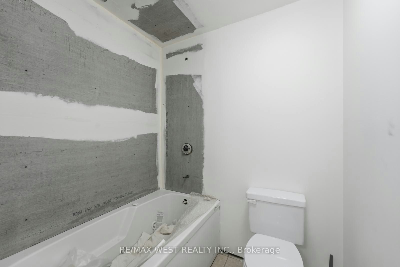 26 Magpie Crescent, Vaughan, ON, L4H 2A5 - 45
