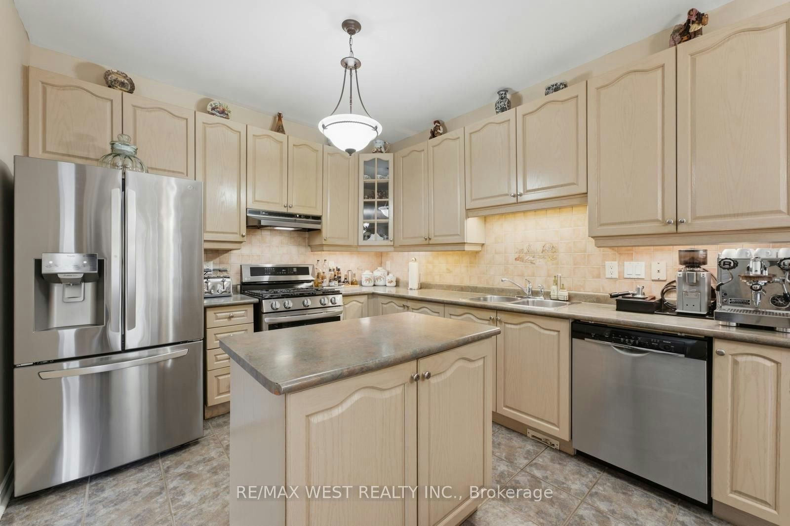 26 Magpie Crescent, Vaughan, ON, L4H 2A5 - 17