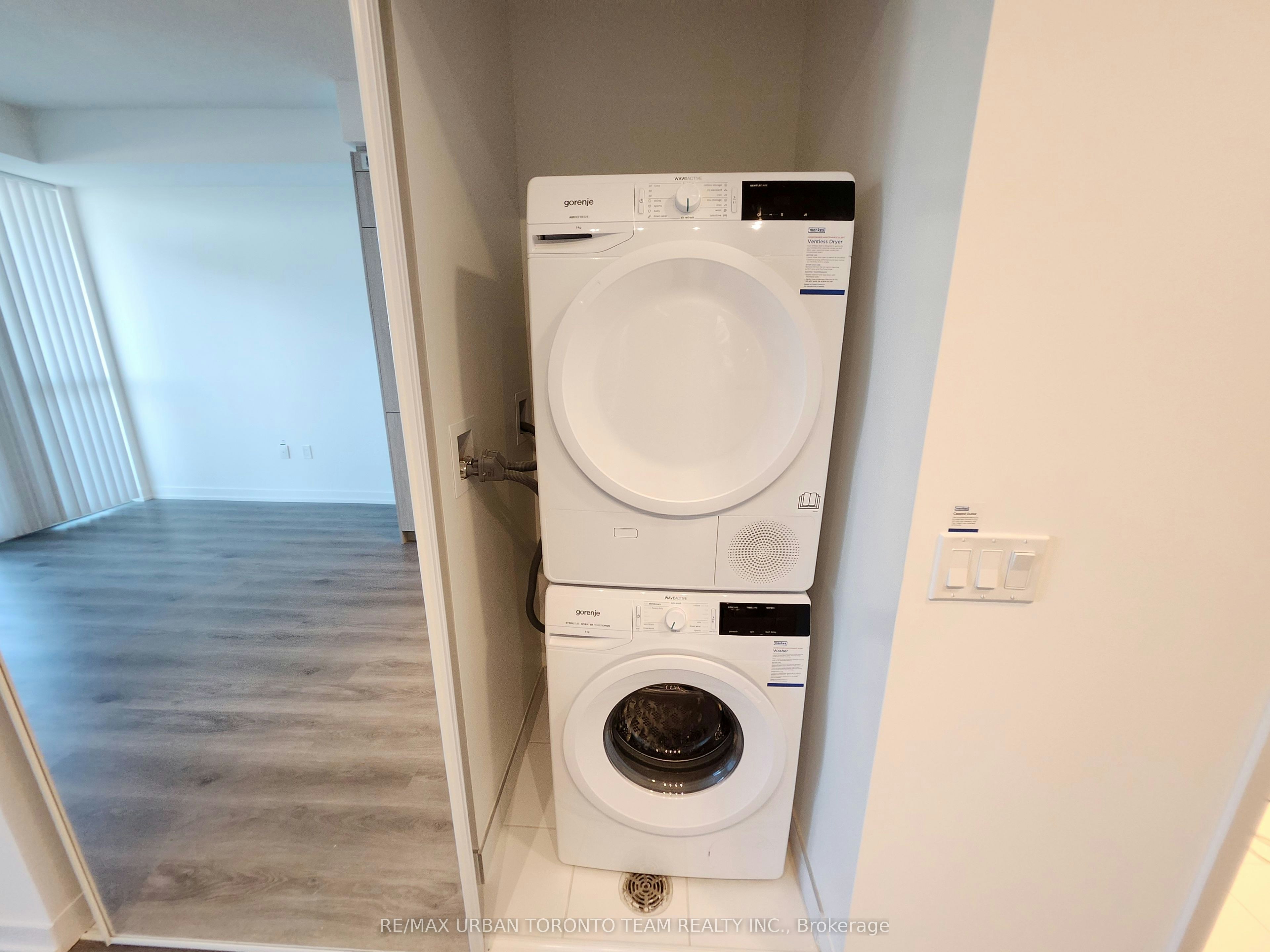 518-28 Interchange Way, Vaughan, ON, L4K 0P8 - 7