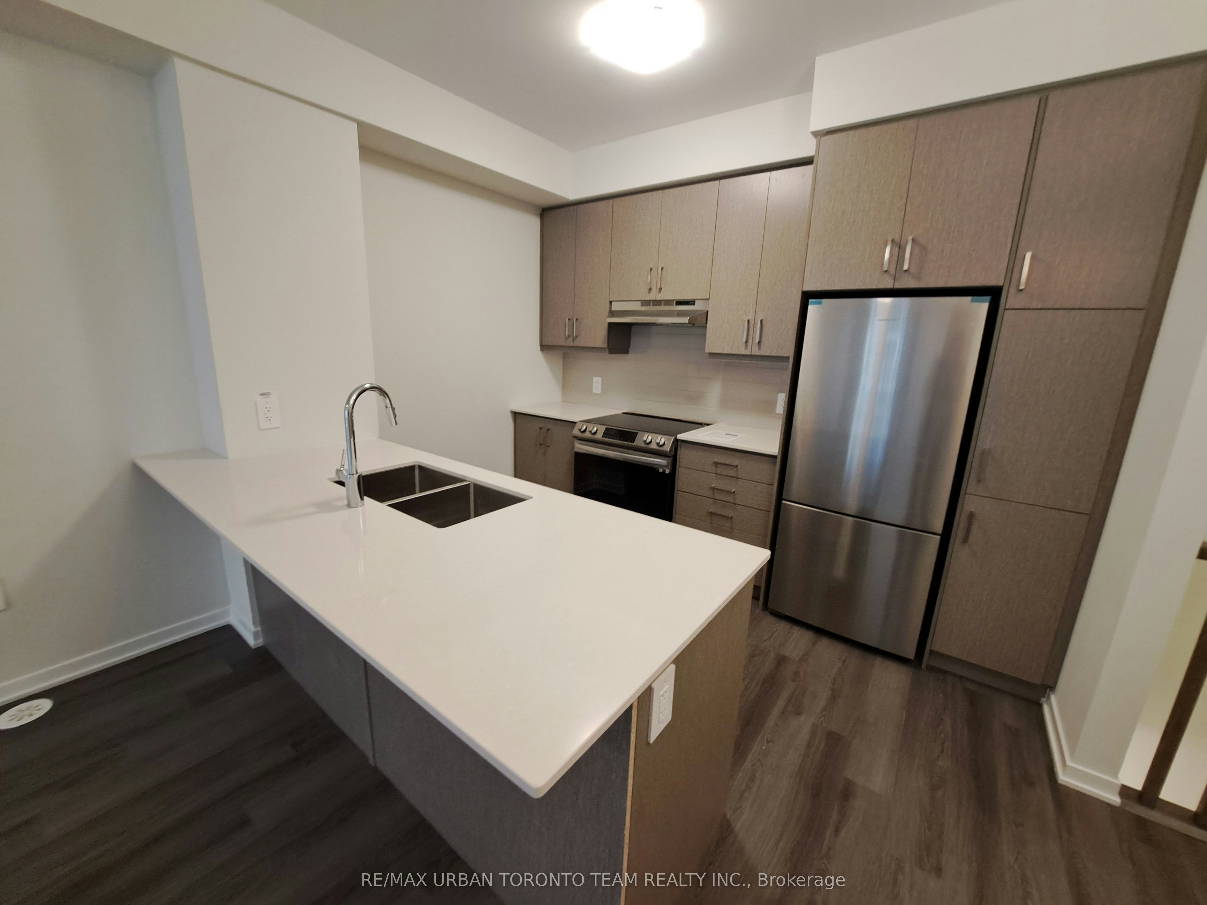45-21 Honeycrisp Crescent, Vaughan, ON, L4K 0N6 - 5