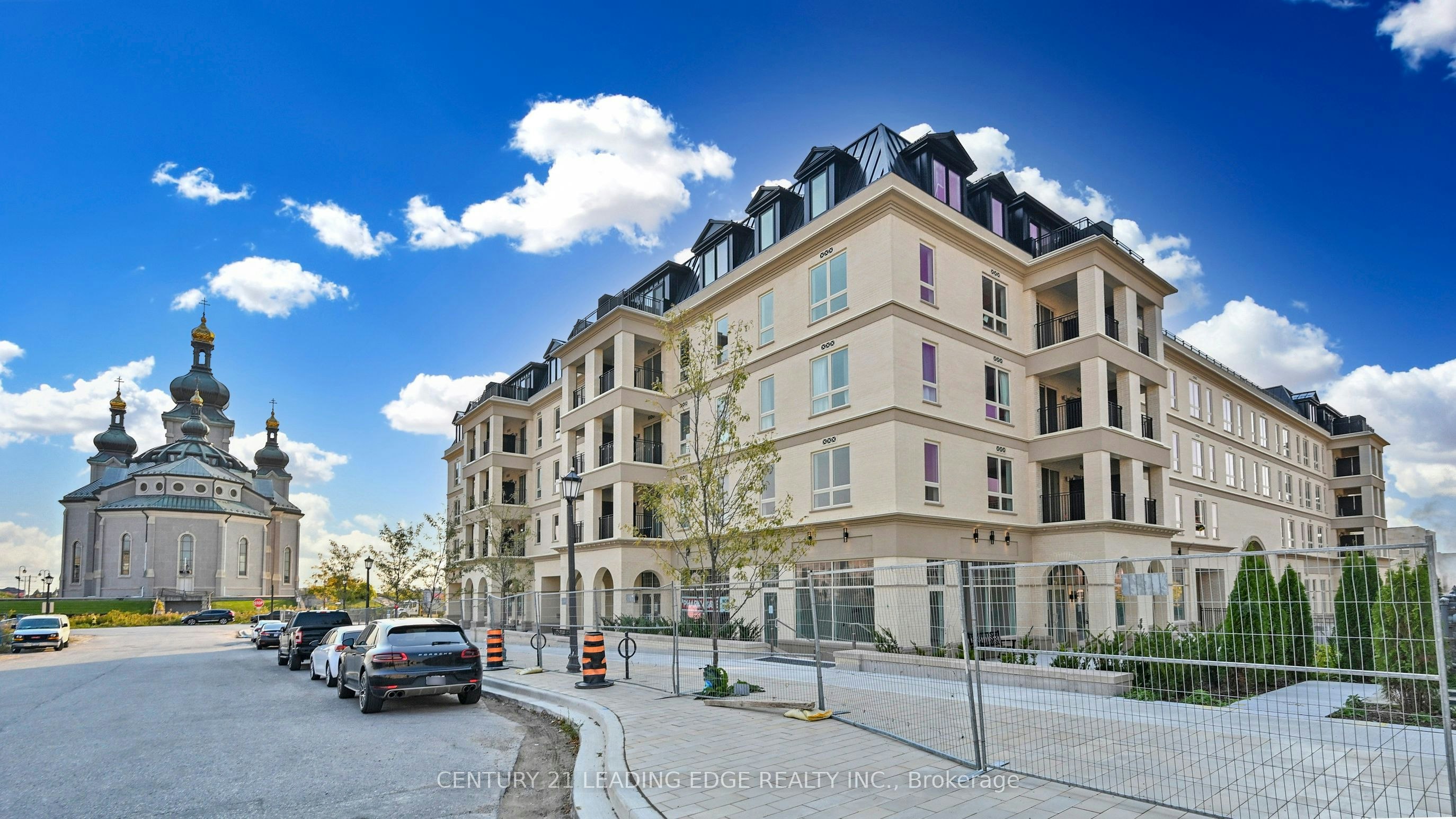 Ph37-101 Cathedral High Street, Markham, ON, L6C 0P1