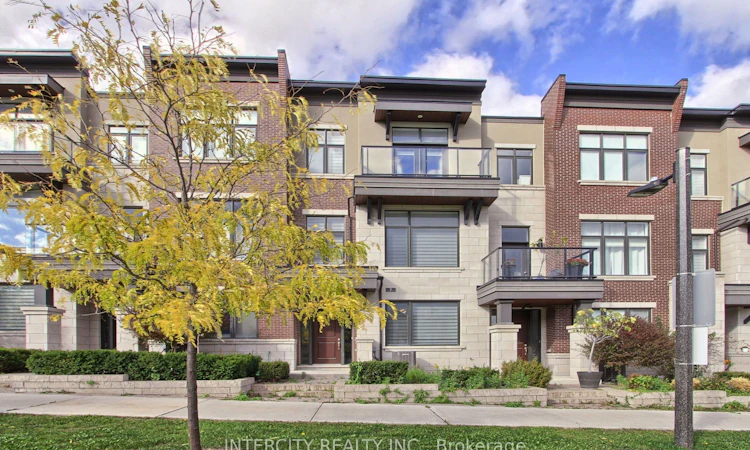 7 Adaskin Drive