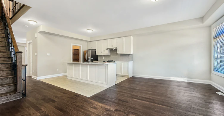 923 Isaac Phillips Way, Newmarket, ON, L3X 2Y8 - 10