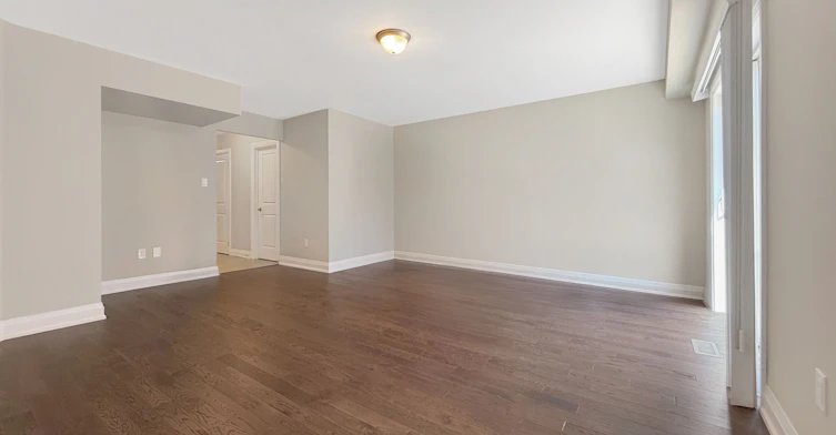 923 Isaac Phillips Way, Newmarket, ON, L3X 2Y8 - 6