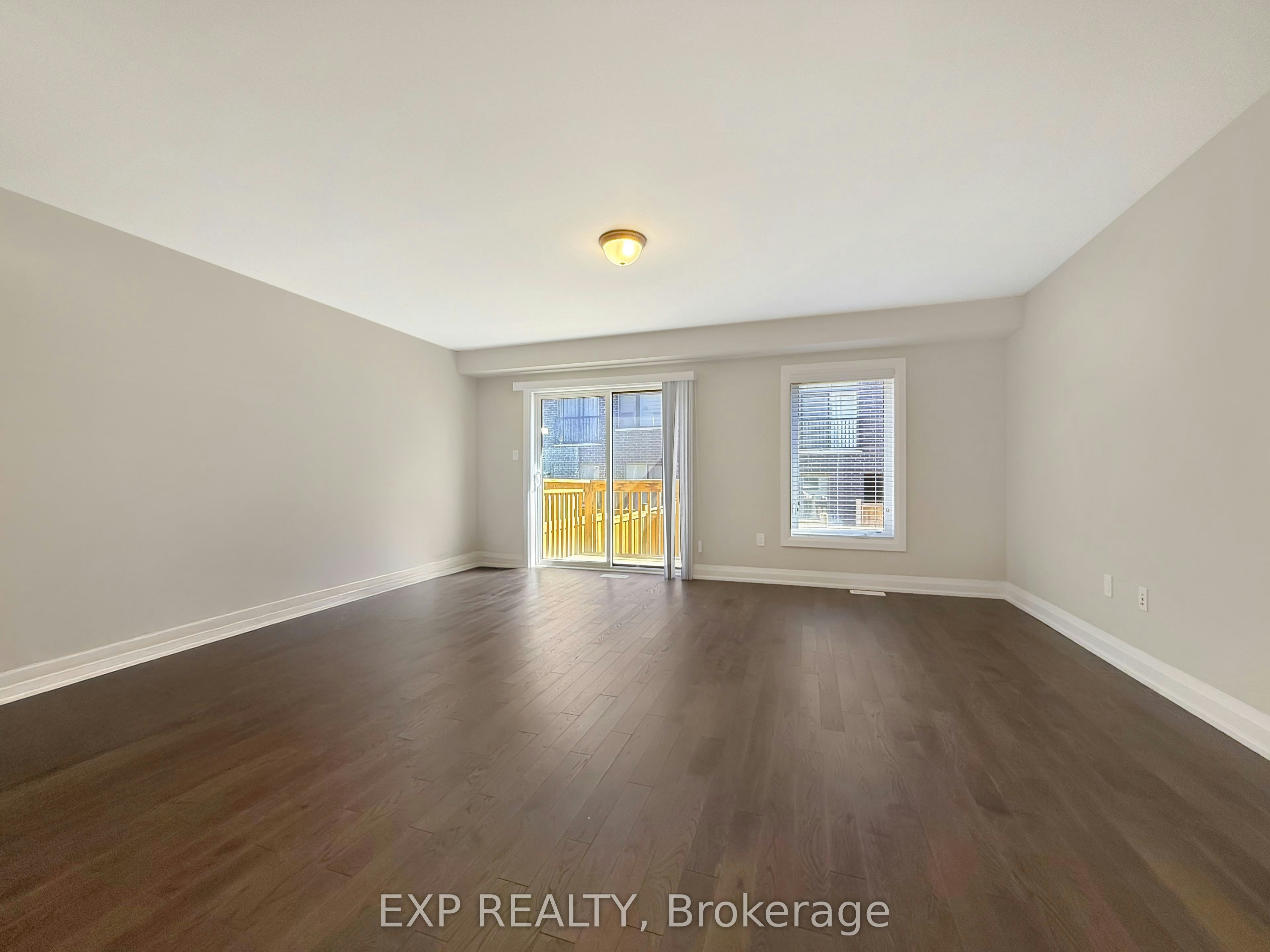 923 Isaac Phillips Way, Newmarket, ON, L3X 2Y8 - 5
