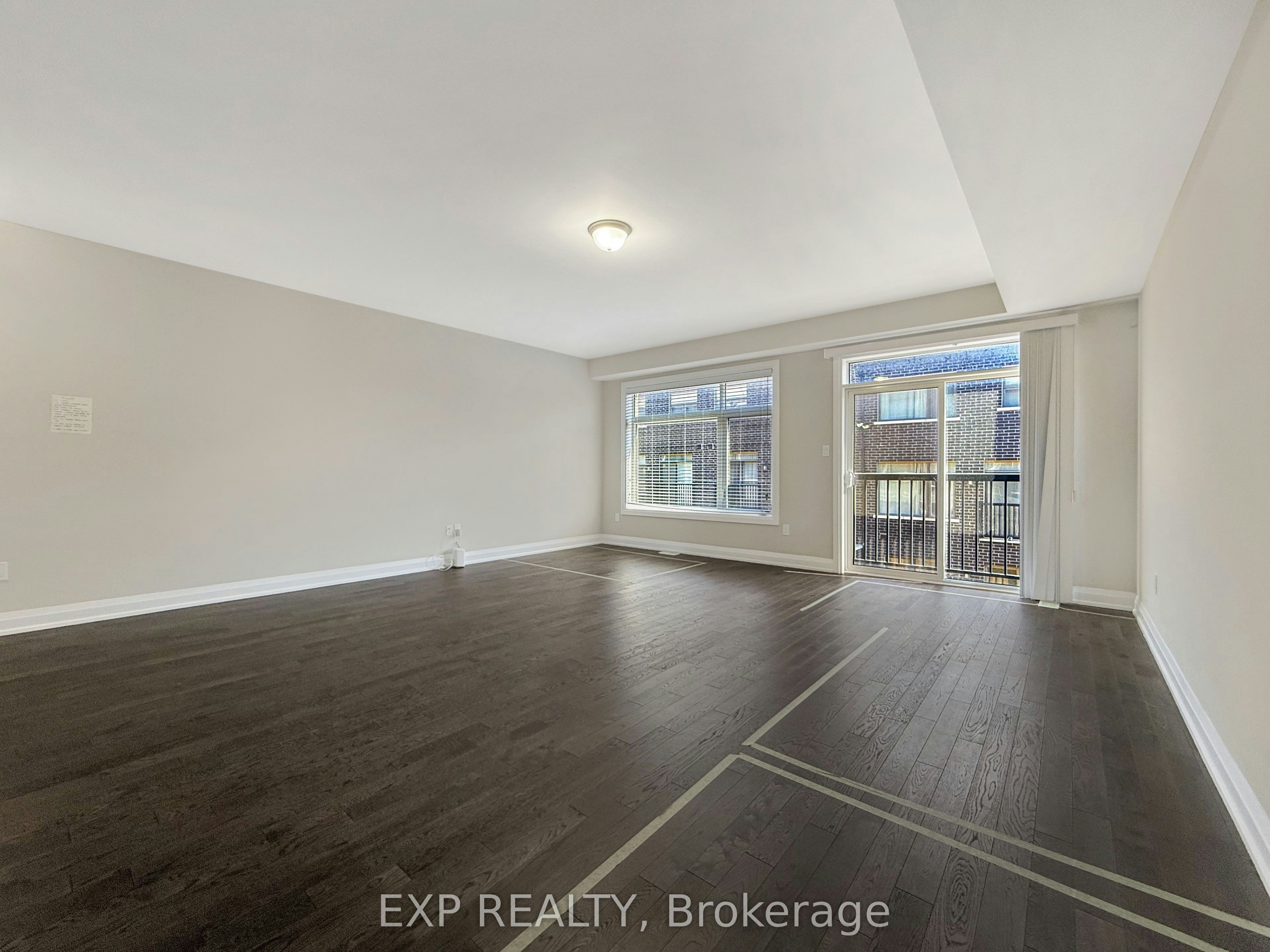 923 Isaac Phillips Way, Newmarket, ON, L3X 2Y8 - 9