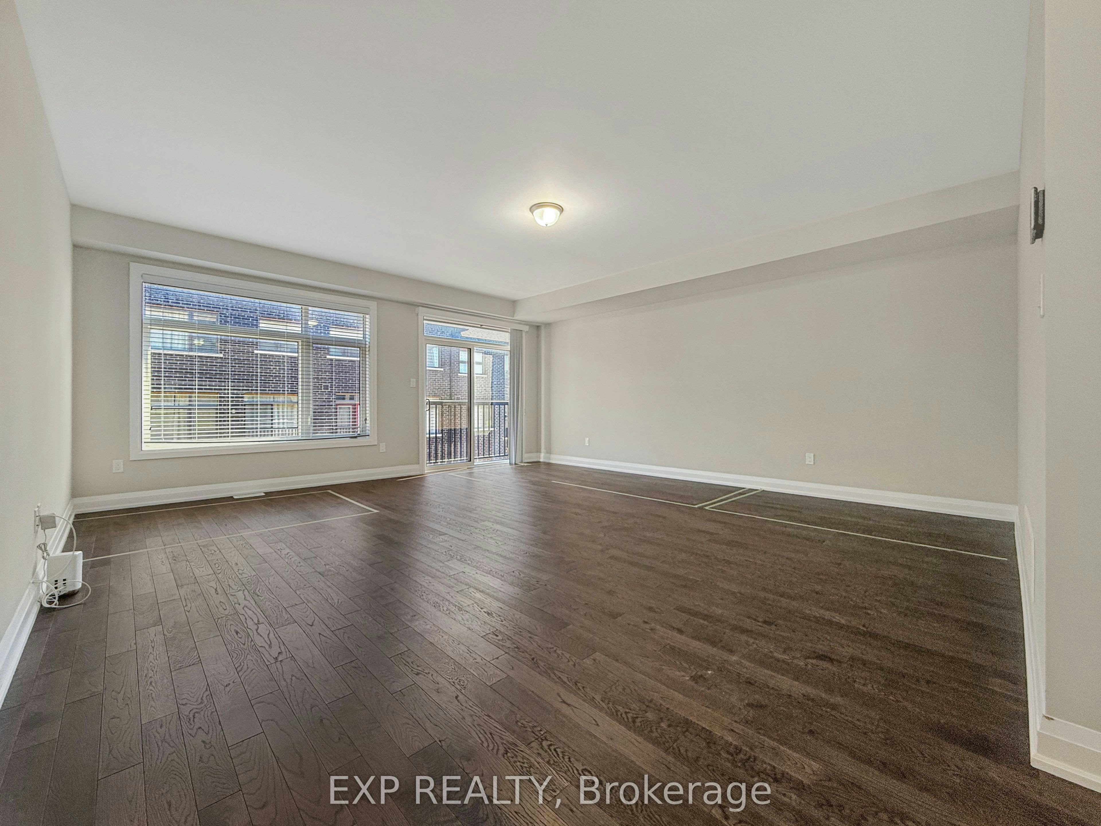 923 Isaac Phillips Way, Newmarket, ON, L3X 2Y8 - 7