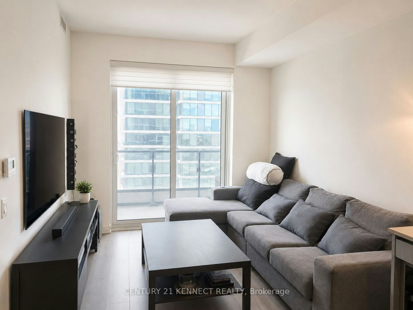 4910-950 Portage Parkway, Vaughan, ON, L4K 0J7 - 17
