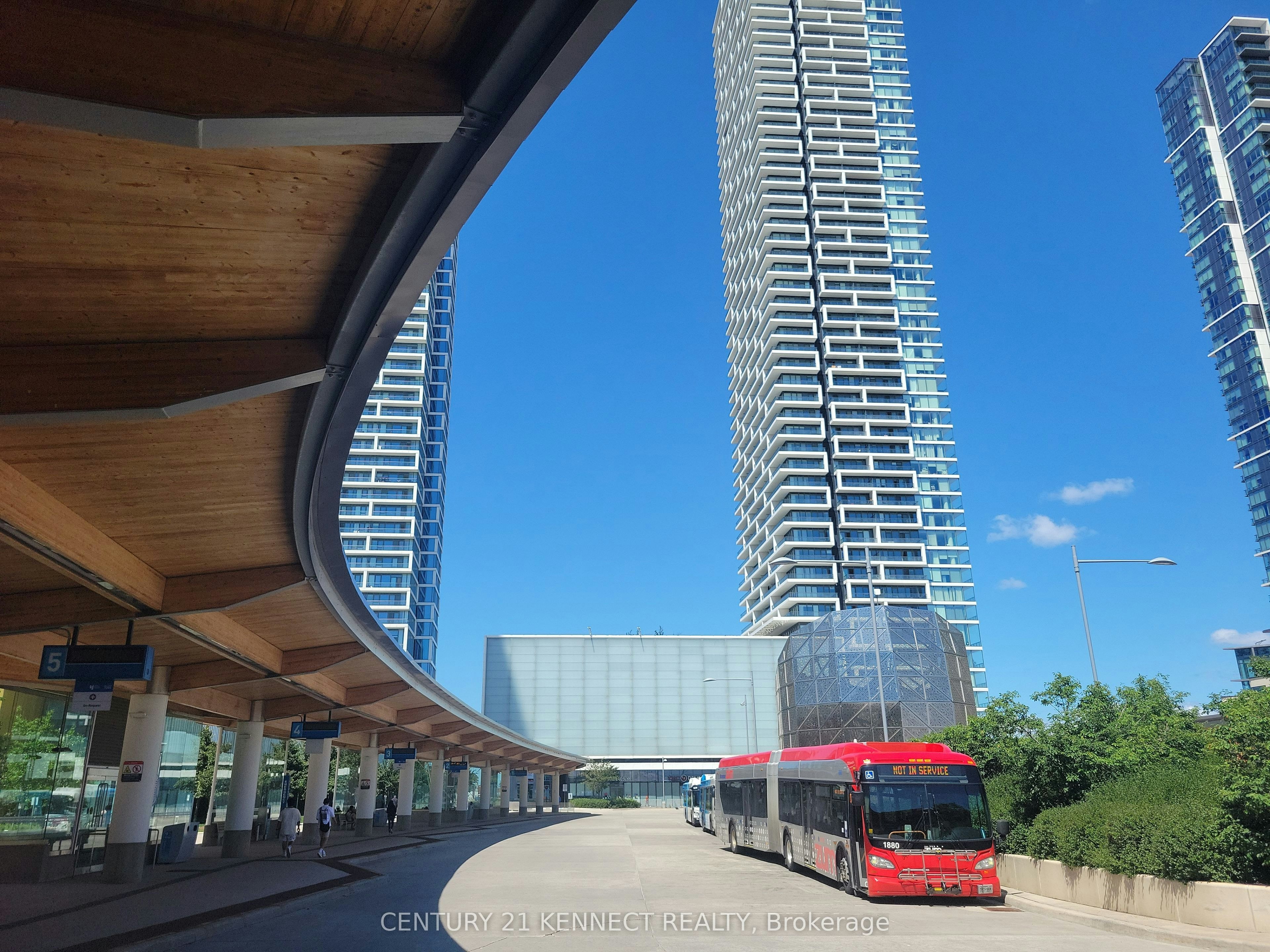 4910-950 Portage Parkway, Vaughan, ON, L4K 0J7