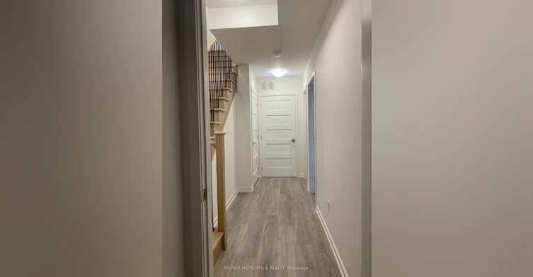 20-14 Lytham Green Circle, Newmarket, ON, L3Y 0H3 - 17